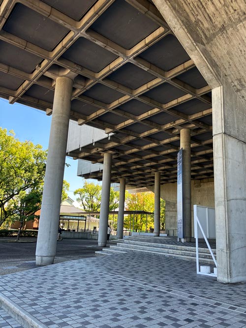 佐賀県立博物館エントランス