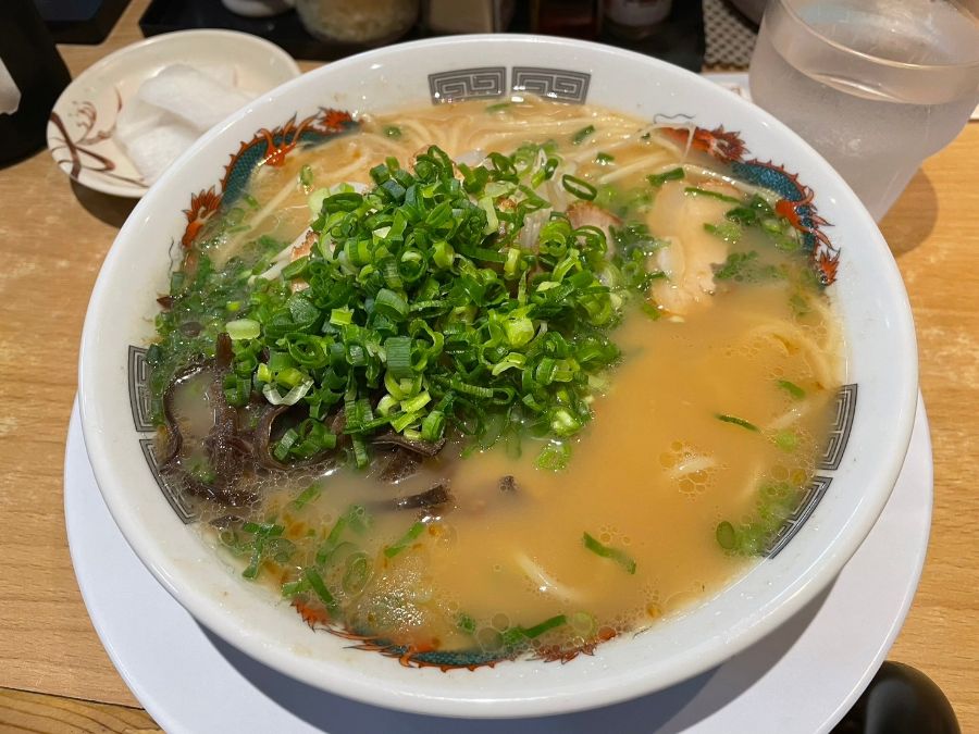 スキマ飯　第19回　鹿児島県鹿児島市の「ラーメン 小金太」