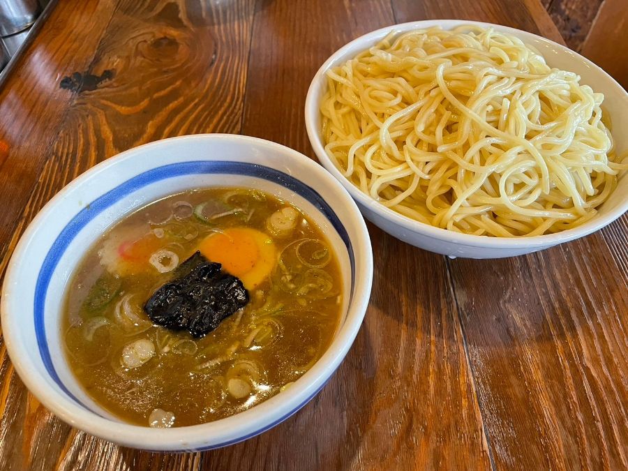 丼顔