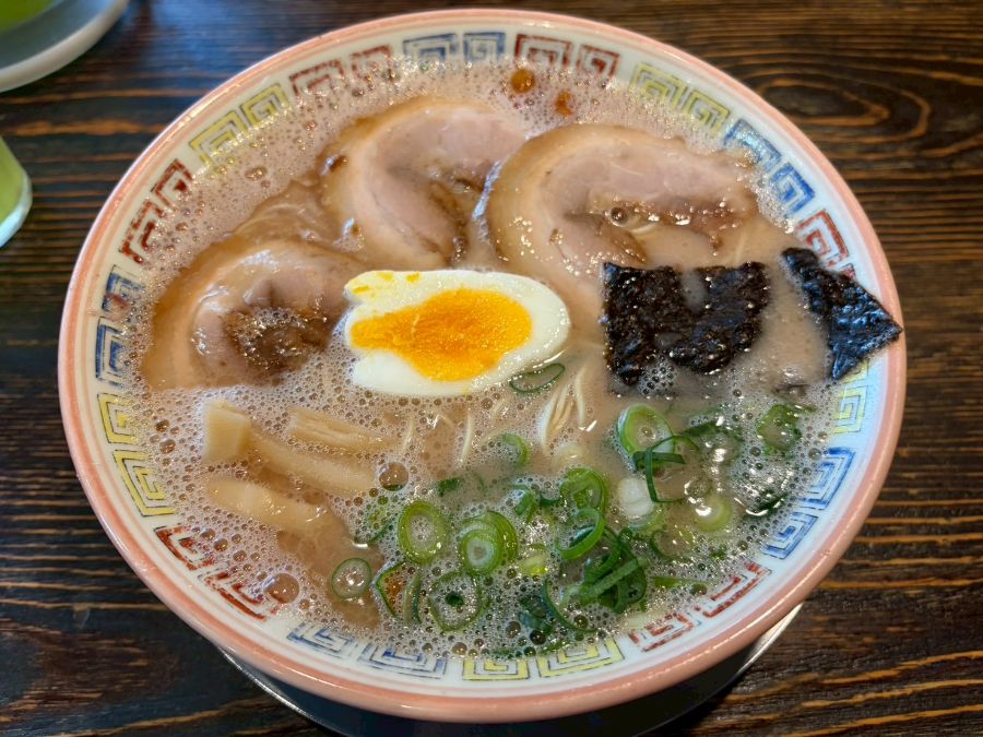 スキマ飯　第41回　福岡県久留米市の「大砲ラーメン　本店」